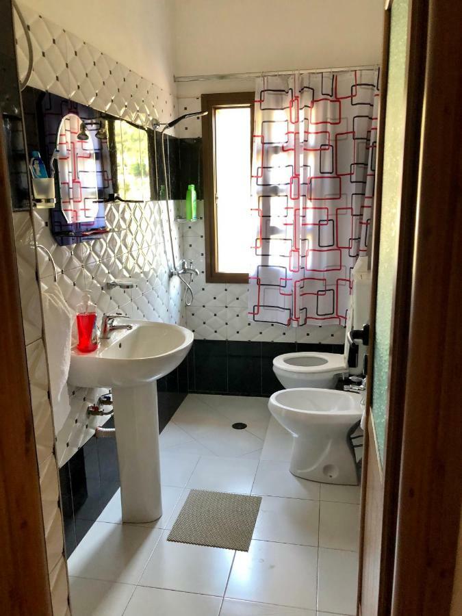 Dhimitri'S Guest House Berat Luaran gambar